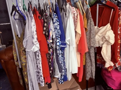 Stock vêtements (idéal revente)