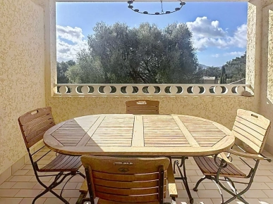 Magnifique T3 en duplex dans un quartier calme à Lumio L15