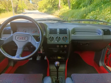 Peugeot 205 GTI 1.9 Peugeot 205 GTI 1.9