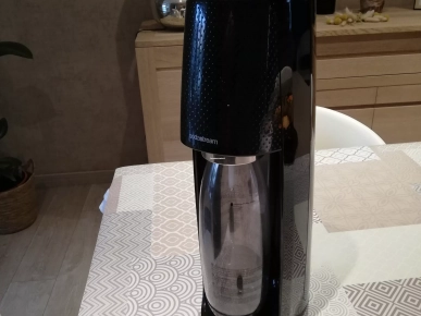 Appareil fabrication eau gazeuse Appareil fabrication eau gazeuse
