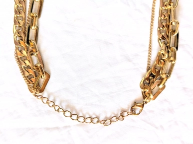 Collier Pendentif Triple Chaînes Maillons Médaillon Rond Bijou