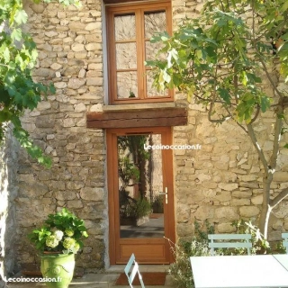 Charmant gite en "Rooftop" - Fontaine de Vaucluse Charmant gite en "Rooftop" - Fontaine de Vaucluse