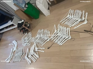 BUMERANG Ikea Cintre 62 piece BUMERANG Ikea Cintre 62 piece