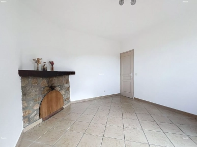 Exclusivité :Maison de village