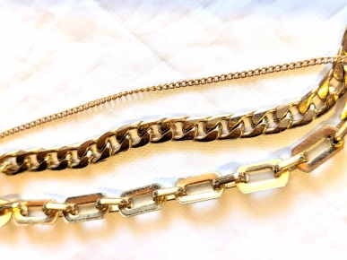 Collier Pendentif Triple Chaînes Maillons Médaillon Rond Bijou