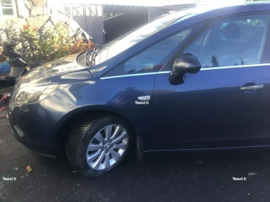 Opel Zafira 2012
