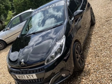 Peugeot 208 Peugeot 208