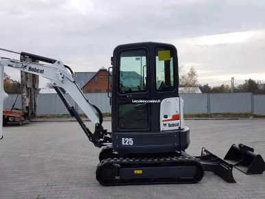 Mini pelle BOBCAT E25 Mini pelle BOBCAT E25