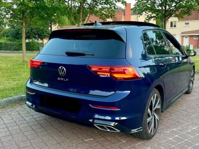 Volkswagen Golf R-Line 1ST, modèle VIII SW 2.0 TDI SCR 150 R-LINE