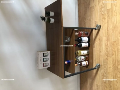 Jolie wood  table d'appoint vintage