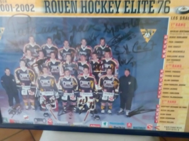 Photo de l' équipe de l' élite des dragons année 2001 2002 Photo de l' équipe de l' élite des dragons année 2001 2002