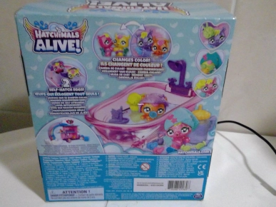 Hatchimals alive douche color