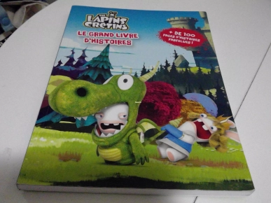 LAPINS CRETINS LE GRAND LIVRE D'HISTOIRES LAPINS CRETINS LE GRAND LIVRE D'HISTOIRES