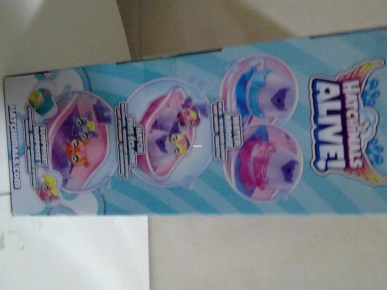 Hatchimals alive douche color