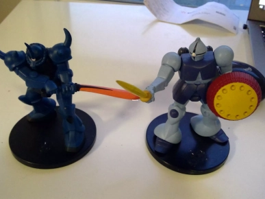 17€ Gyan et Gouf Figures