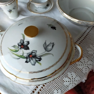 SERVICE VAISSELLE PORCELAINE SERVICE VAISSELLE PORCELAINE