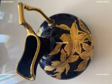 vase en porcelaine de limoge couleur bleue cobalt vase en porcelaine de limoge couleur bleue cobalt