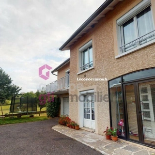 Maison 5 pièces 89 m² Maison 5 pièces 89 m²