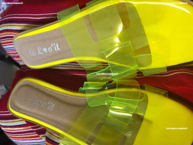je vend ces claquettes style Hermès neuf à prix abordable je vend ces claquettes style Hermès neuf à prix abordable