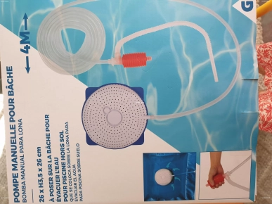 Pompe manuelle pour bâche de piscine hors sol Pompe manuelle pour bâche de piscine hors sol