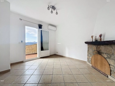 Exclusivité :Maison de village