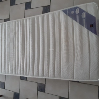 Matelas   80 par 200 Matelas   80 par 200