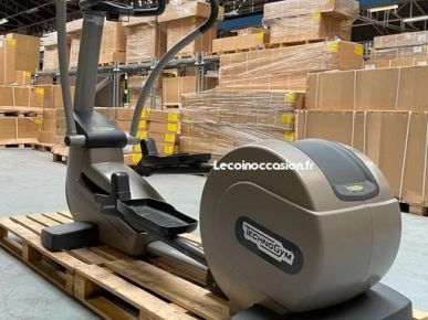 Cardio-Training |Elliptique / Technogym Synchro 700 Visioweb Occasion