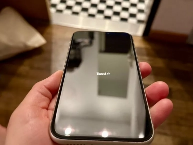 iPhone 11, white, 256 GB iPhone 11, white, 256 GB