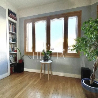 Appartement 3 pièces 93 m² Appartement 3 pièces 93 m²