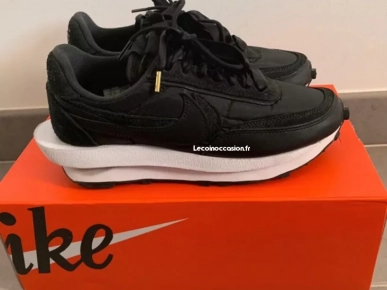 nike sacai noir femme 38.5 nike sacai noir femme 38.5