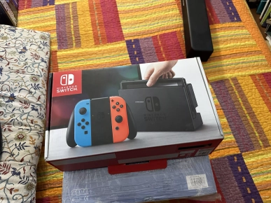 NINTENDO SWITCH AVEC JEUX