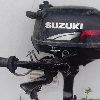 Modeur hors bord suzuki 2.5 Modeur hors bord suzuki 2.5