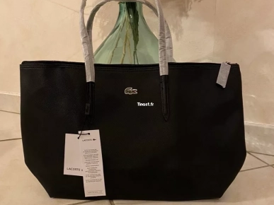 Sac cabas noir Lacoste modèle L12.12 Concept Uni Sac cabas noir Lacoste modèle L12.12 Concept Uni