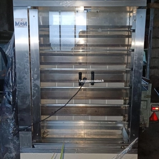 Vend rôtissoire 36 poulets gaz roulante avec chauffeuse et chariot Vend rôtissoire 36 poulets gaz roulante avec chauffeuse et chariot