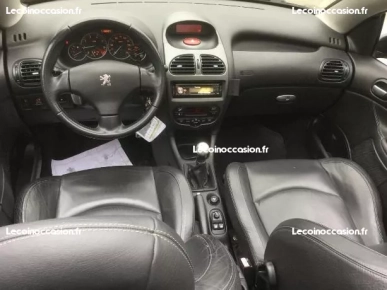 Peugeot 206 en bonne état Peugeot 206 en bonne état