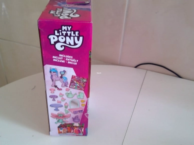 20€ Izzy Moonbow (Hasbro)