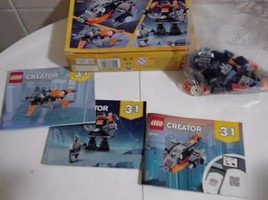 10€ CYBER DRONE lego