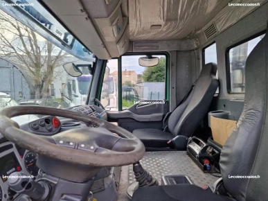 Iveco stralis plateau grue Iveco stralis plateau grue