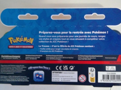 13€ Plumier Pikatchu + cartes (Pokemon Company)