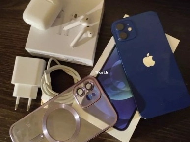 iPhone 12 avec (charge-cage-AirPod)et facture iPhone 12 avec (charge-cage-AirPod)et facture