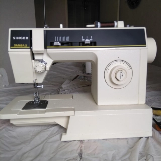Machine a coudre Machine a coudre