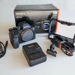 SONY A7 R IV ENCORE NEUF SONY A7 R IV ENCORE NEUF
