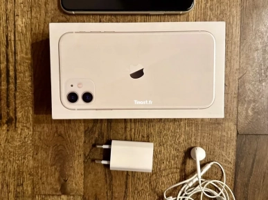 iPhone 11, white, 256 GB