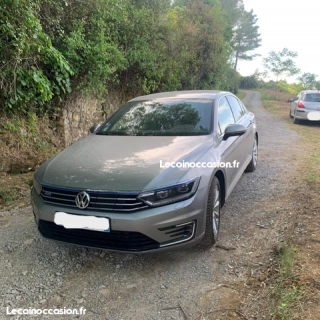 Vend VW Passat hybride rechargeable 2015 - 75000kms Vend VW Passat hybride rechargeable 2015 - 75000kms