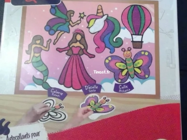 12€ CREE TES AUTOCOLANTS POUR VITRES (Crea & Cie) 12€ CREE TES AUTOCOLANTS POUR VITRES (Crea & Cie)