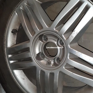 Vend jantes aluminium plus pneus monté Vend jantes aluminium plus pneus monté