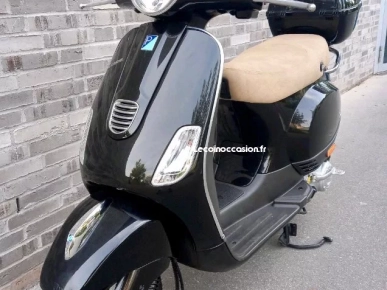 Piaggio Vespa LX 50 quattrovalve Piaggio Vespa LX 50 quattrovalve