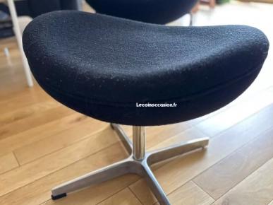 FAUTEUIL EGG CHAIR AVEC REPOSE PIEDS FAUTEUIL EGG CHAIR AVEC REPOSE PIEDS