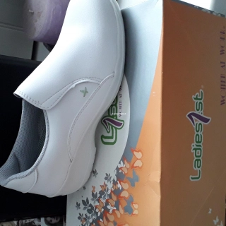 Vends chaussures de sécurité femme Vends chaussures de sécurité femme