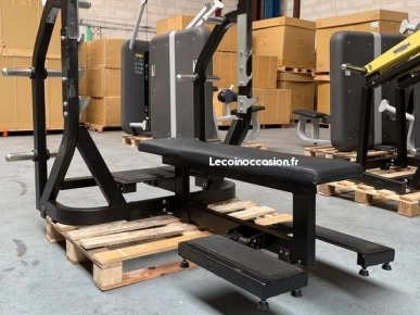 Musculation | Olympic Flat Bench / Banc développé couché Pure Strength Technogym PG07 Occasion